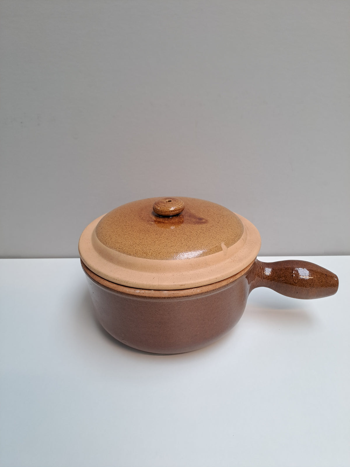 Petit poêlon en terre cuite