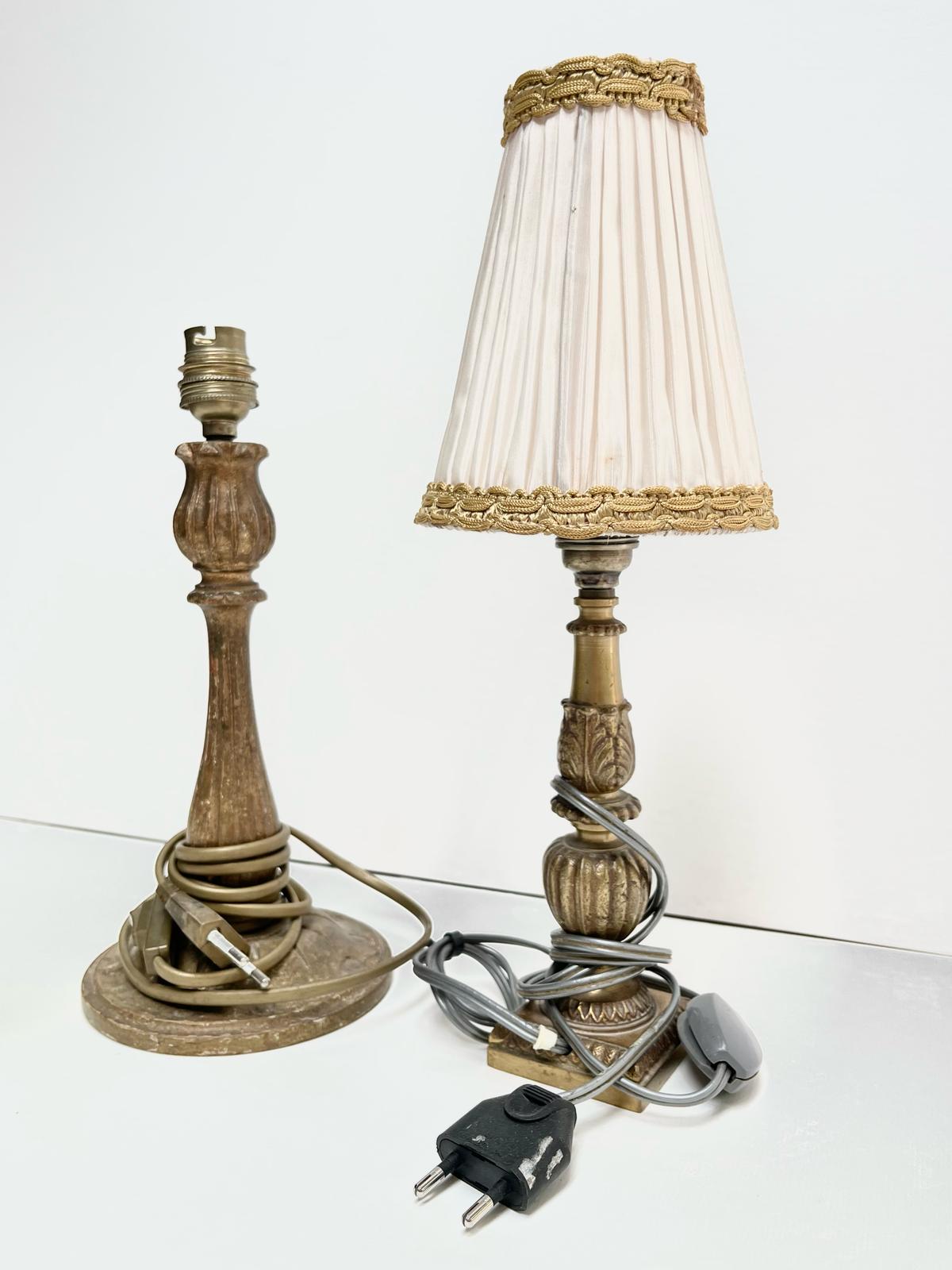 Pied de lampe doré