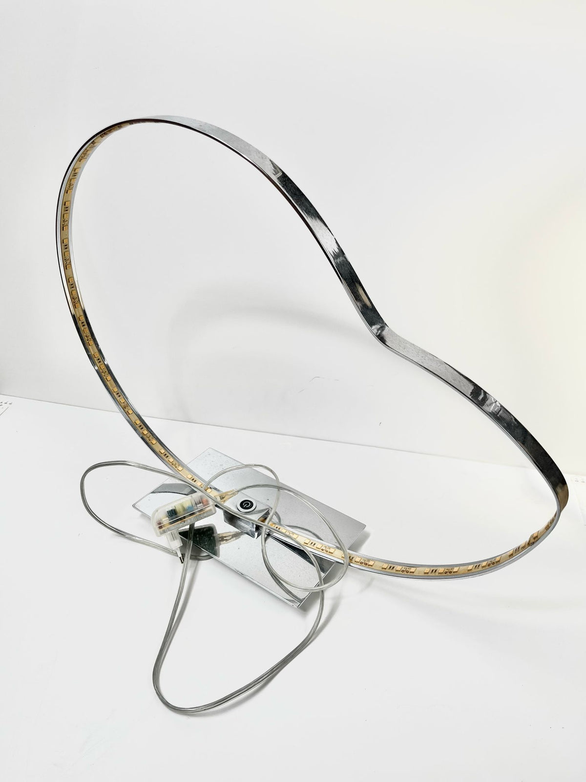 Lampe Led argentée