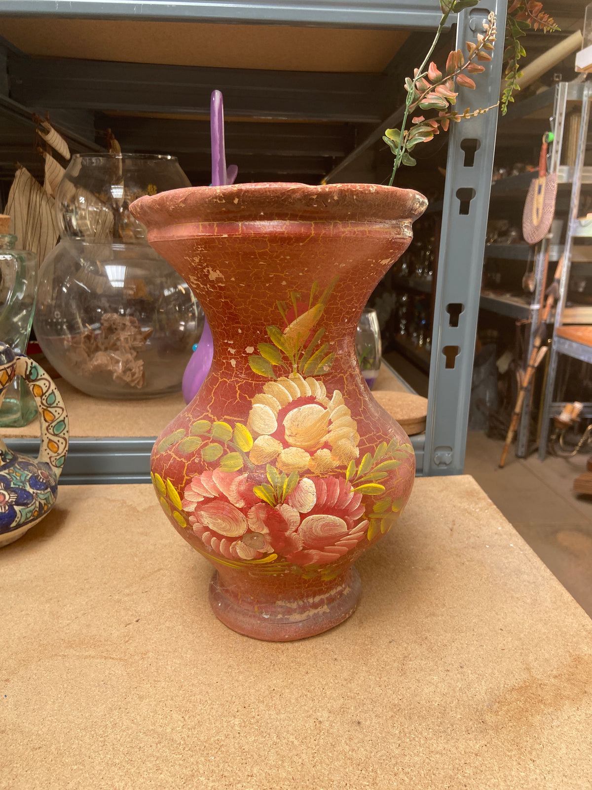 Vase - argile - motif fleuri