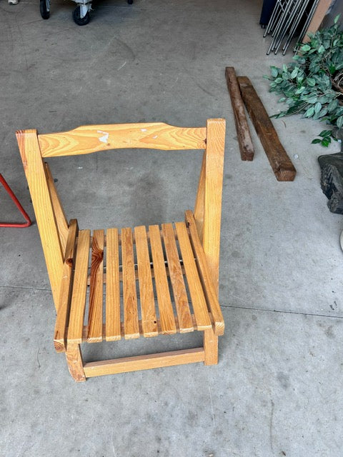 Chaise pliable d'extérieur en bois