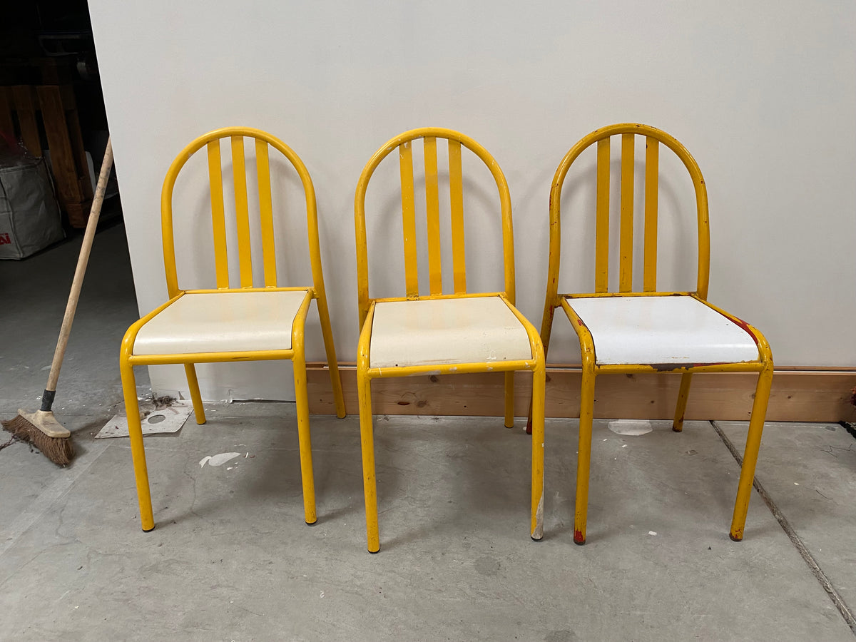 Chaises écoliers jaune