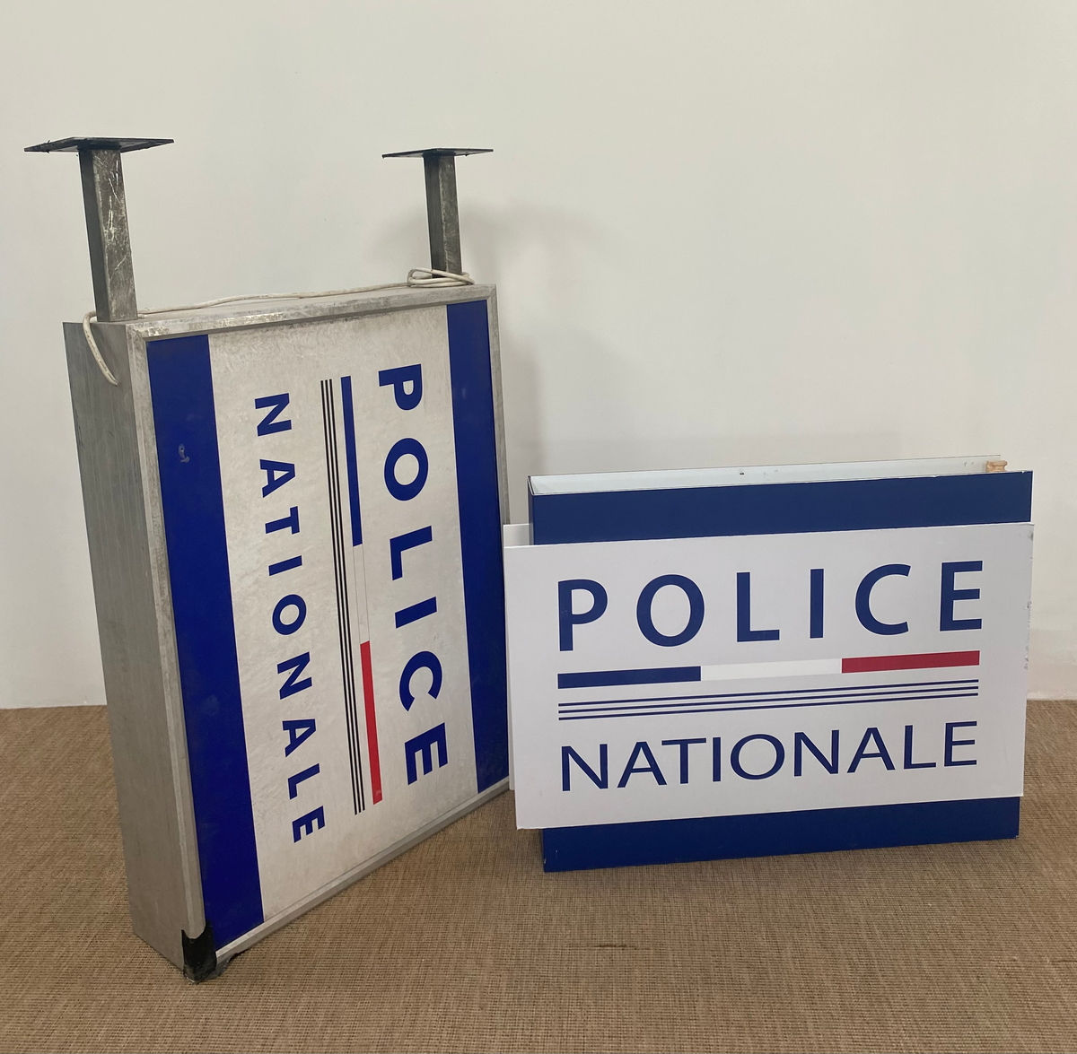 Police - Enseigne Lumineuse