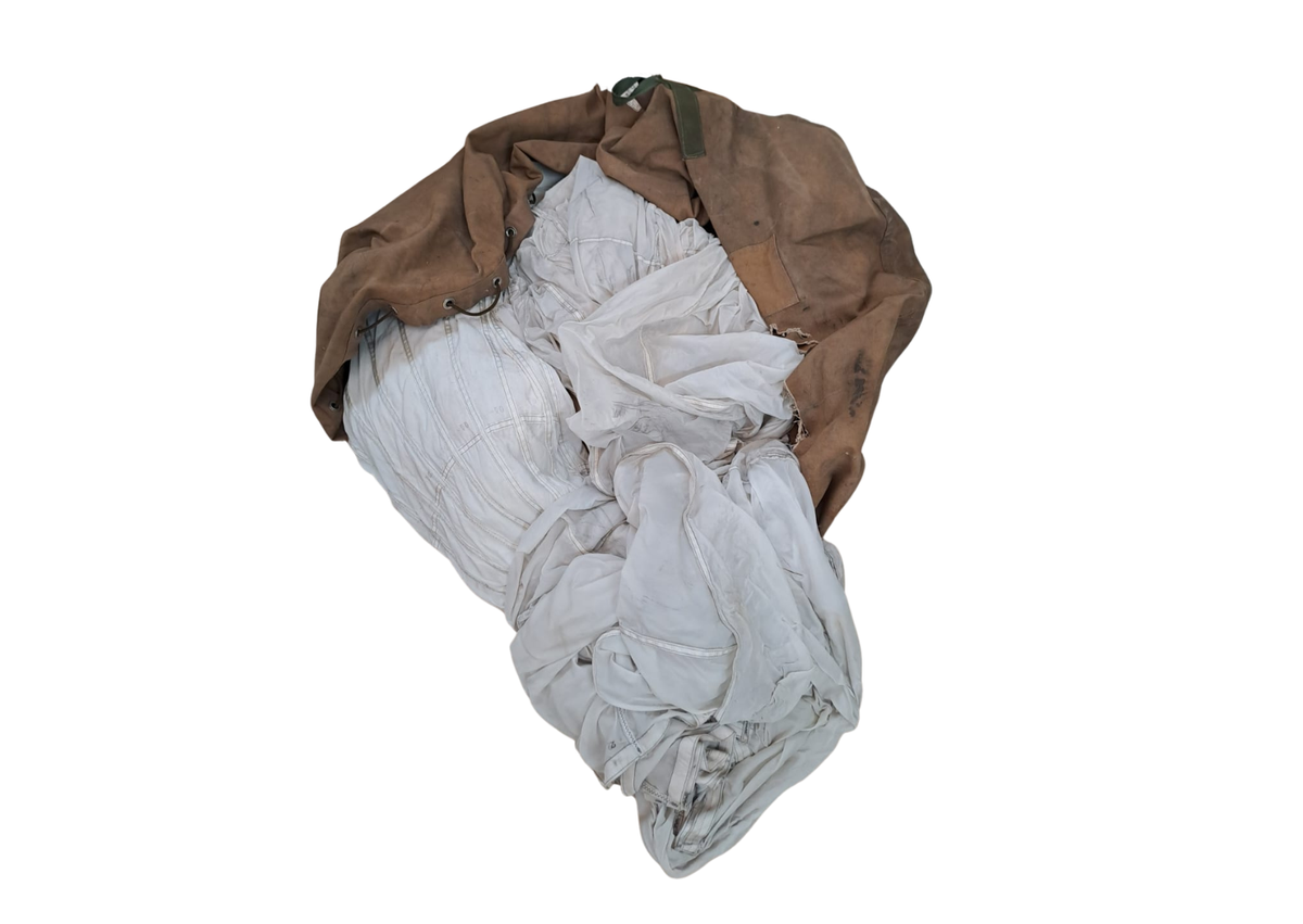 Toile de parachute militaire - croissant de lune