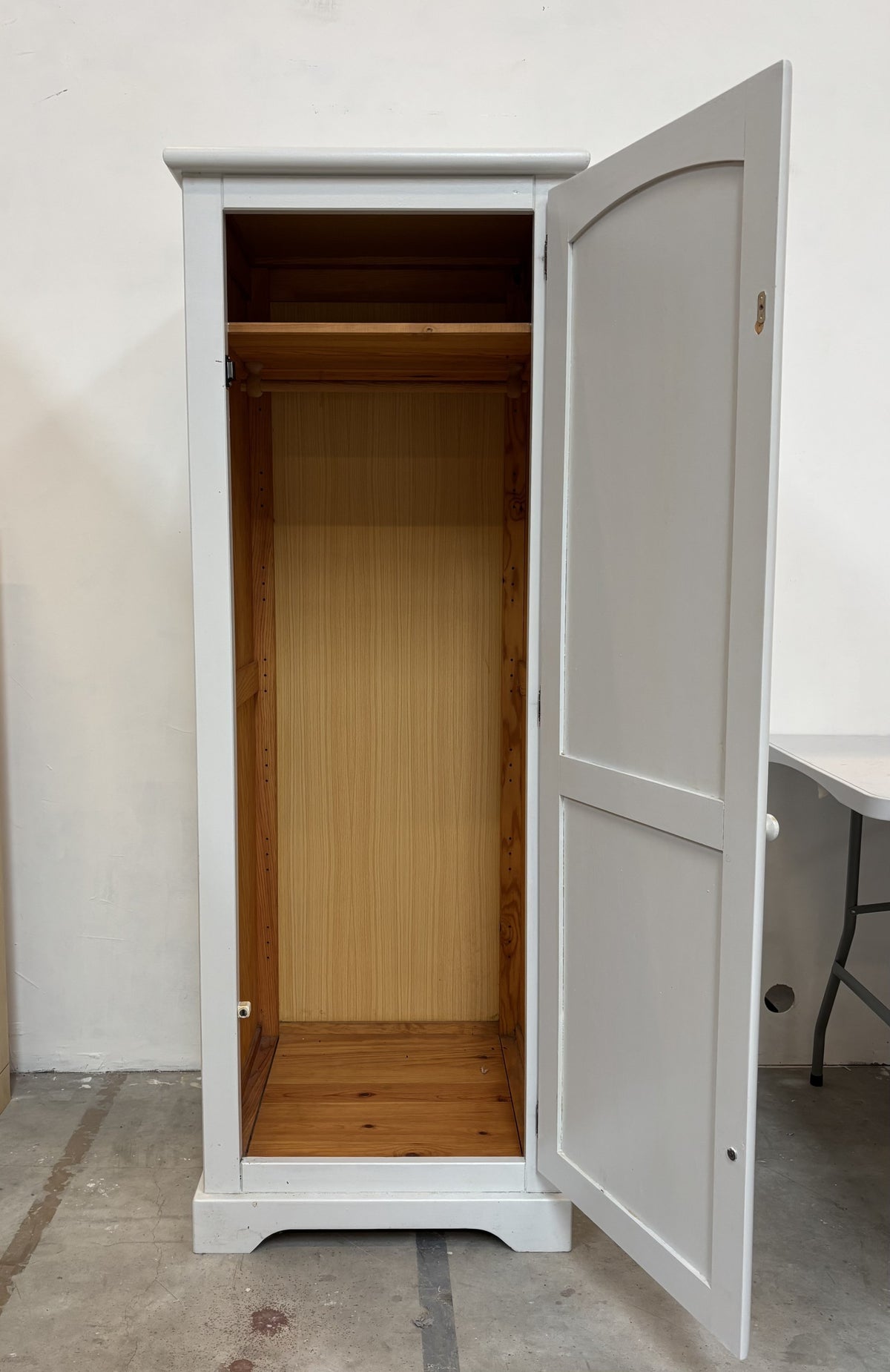 Armoire blanche