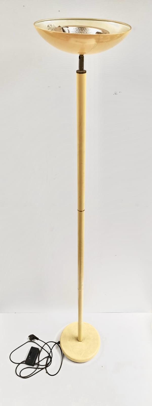 Lampadaire jaune 80'