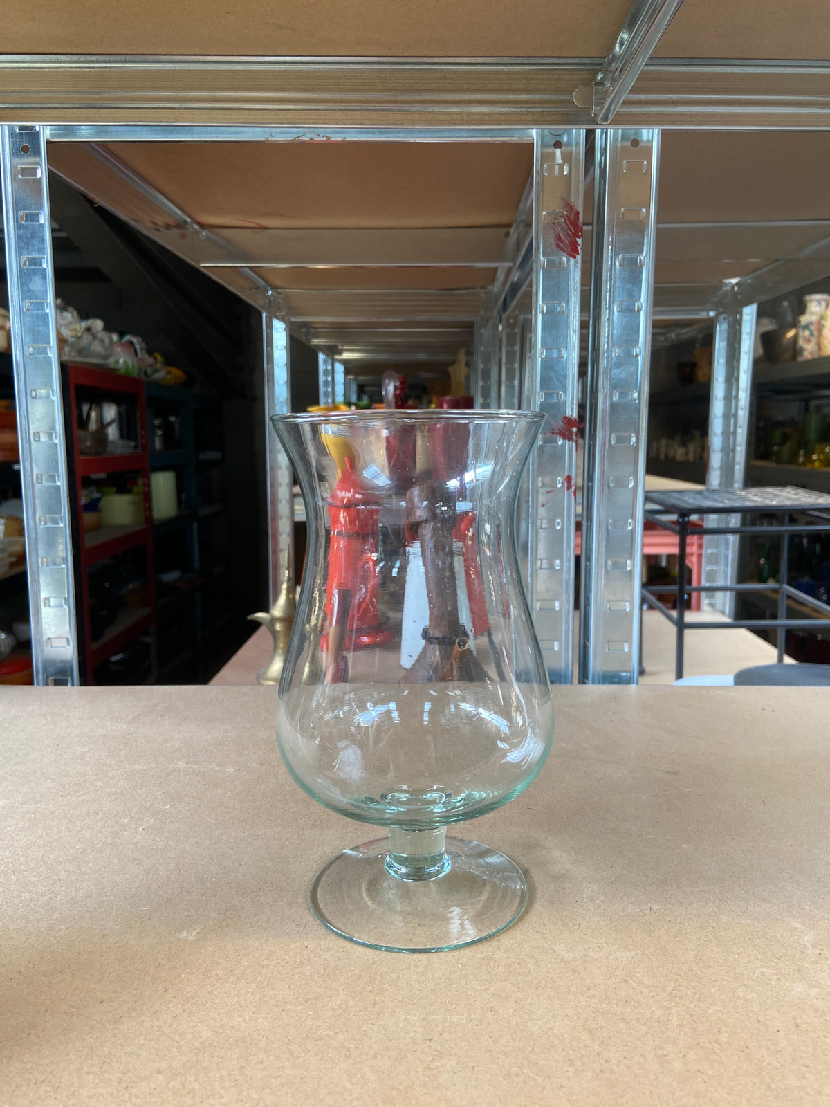 Vase à pied- verre transparent
