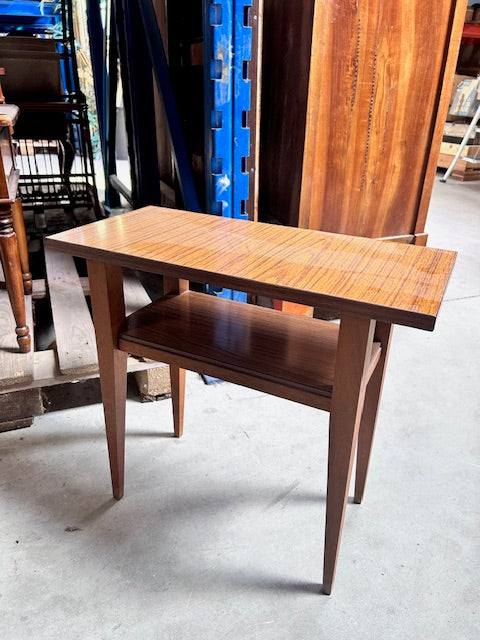Table d'appoint - Bois vernis