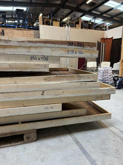 Feuille de décors / porte / fenêtre / sol