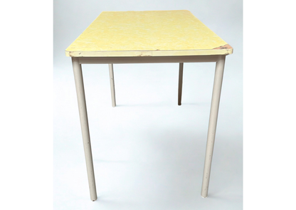 Table Formica jaune