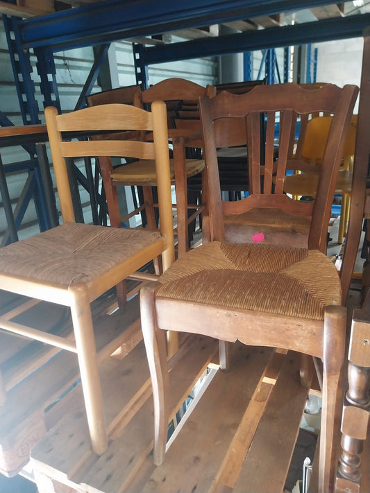 Lot chaise de cuisine en bois