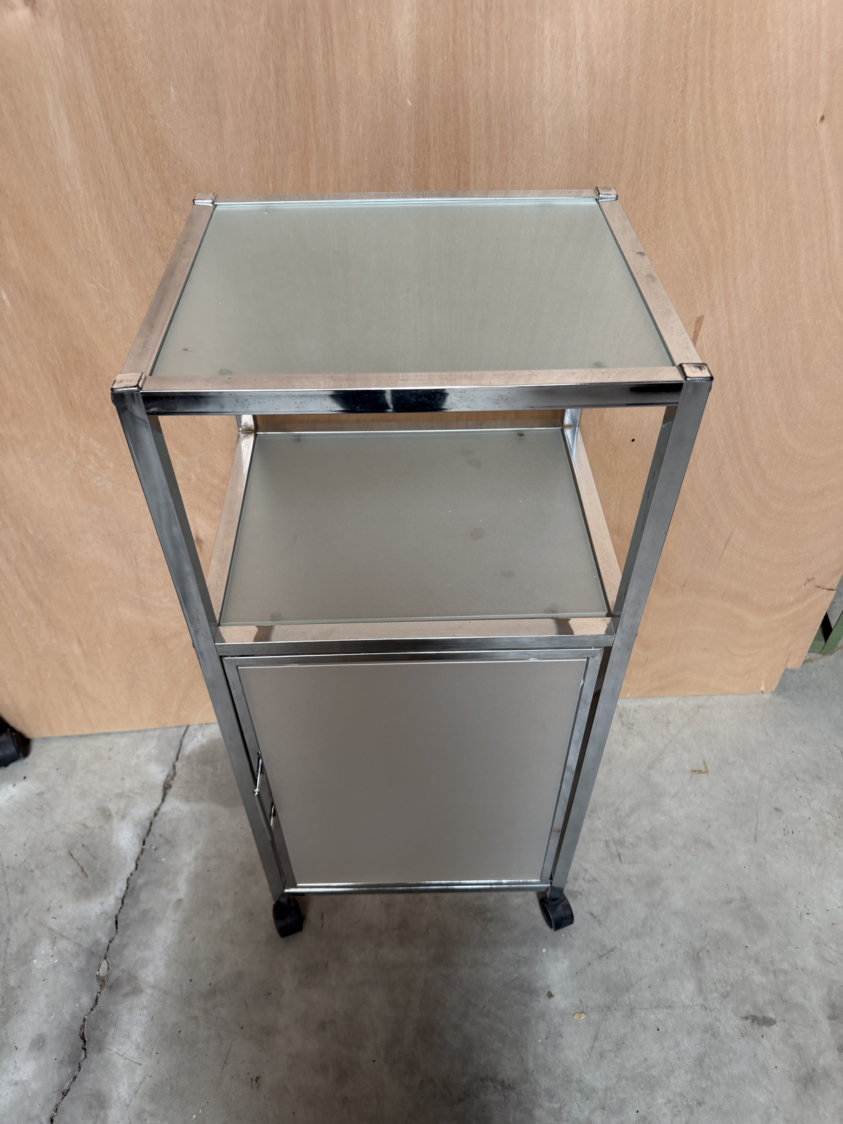 Meuble verre translucide