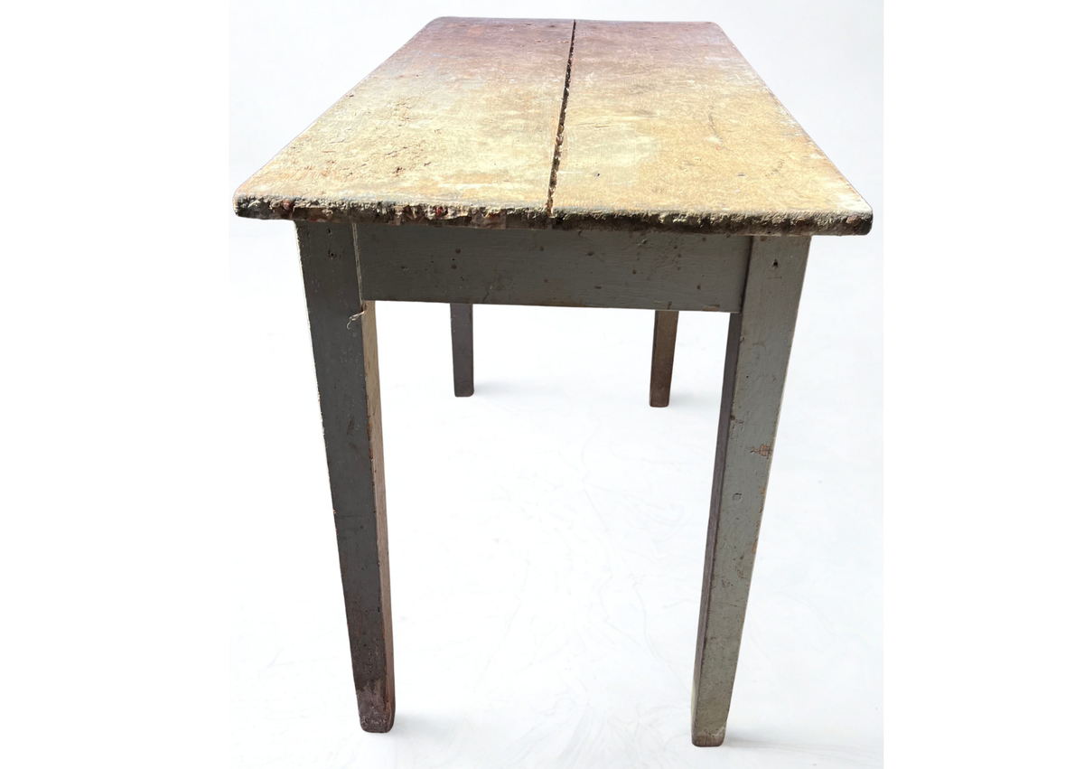 Table de réserve