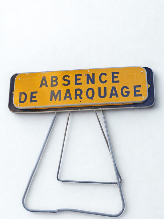 Panneau "absence de marquage"