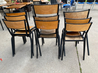 Ensemble table écoliers et chaises