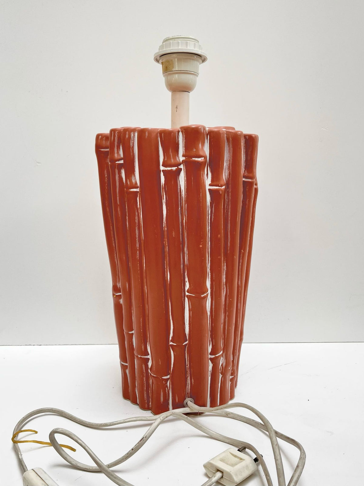 Pied de lampe en céramique bambou rouge