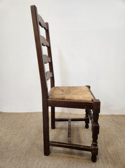 Chaise en bois