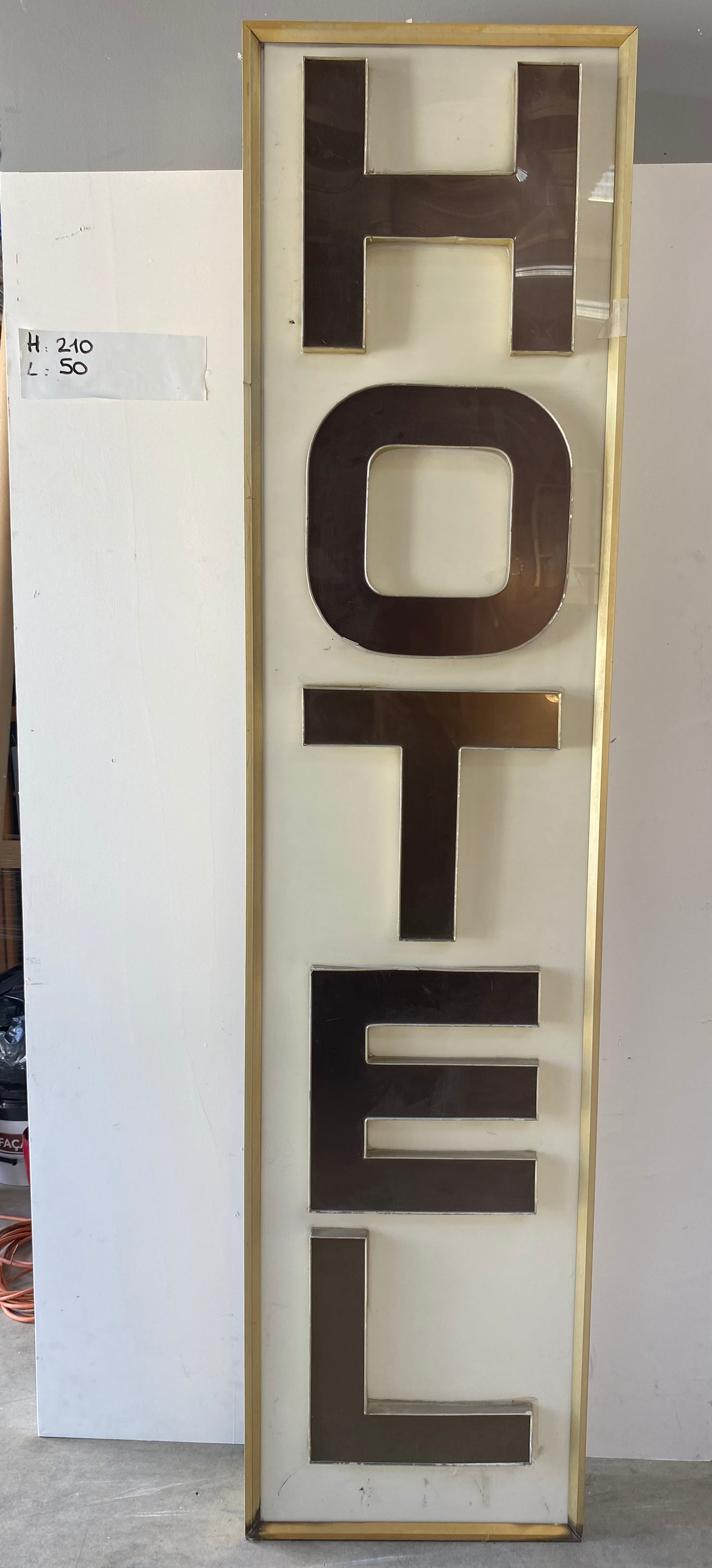 Enseigne Hotel