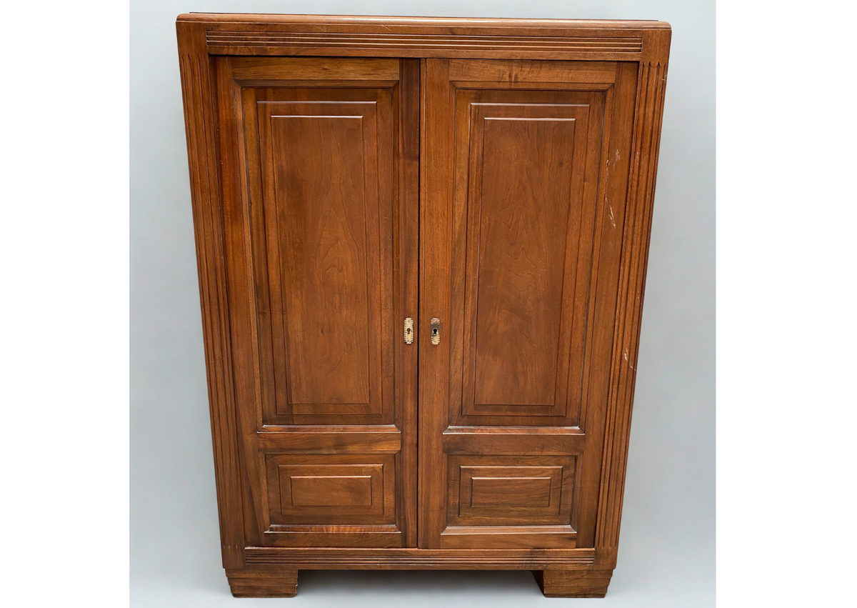Armoire en bois