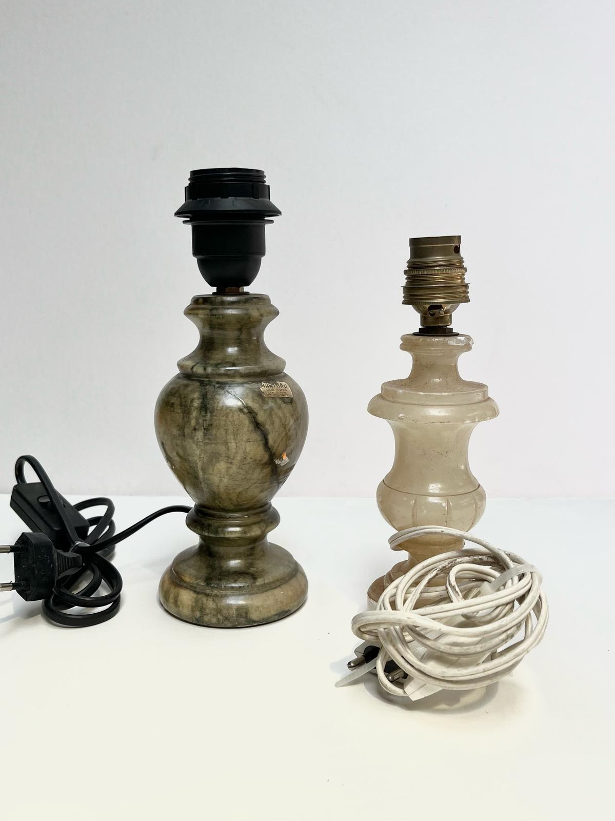 Pied de lampe en marbre blanc et vert