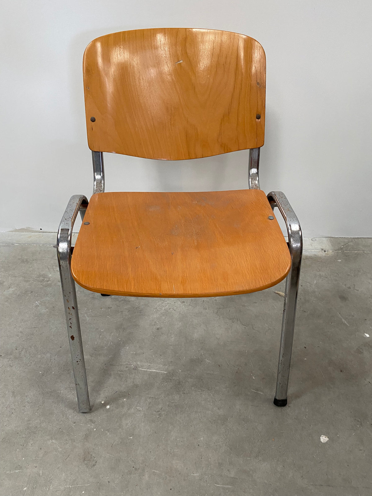 Chaises modernes en bois
