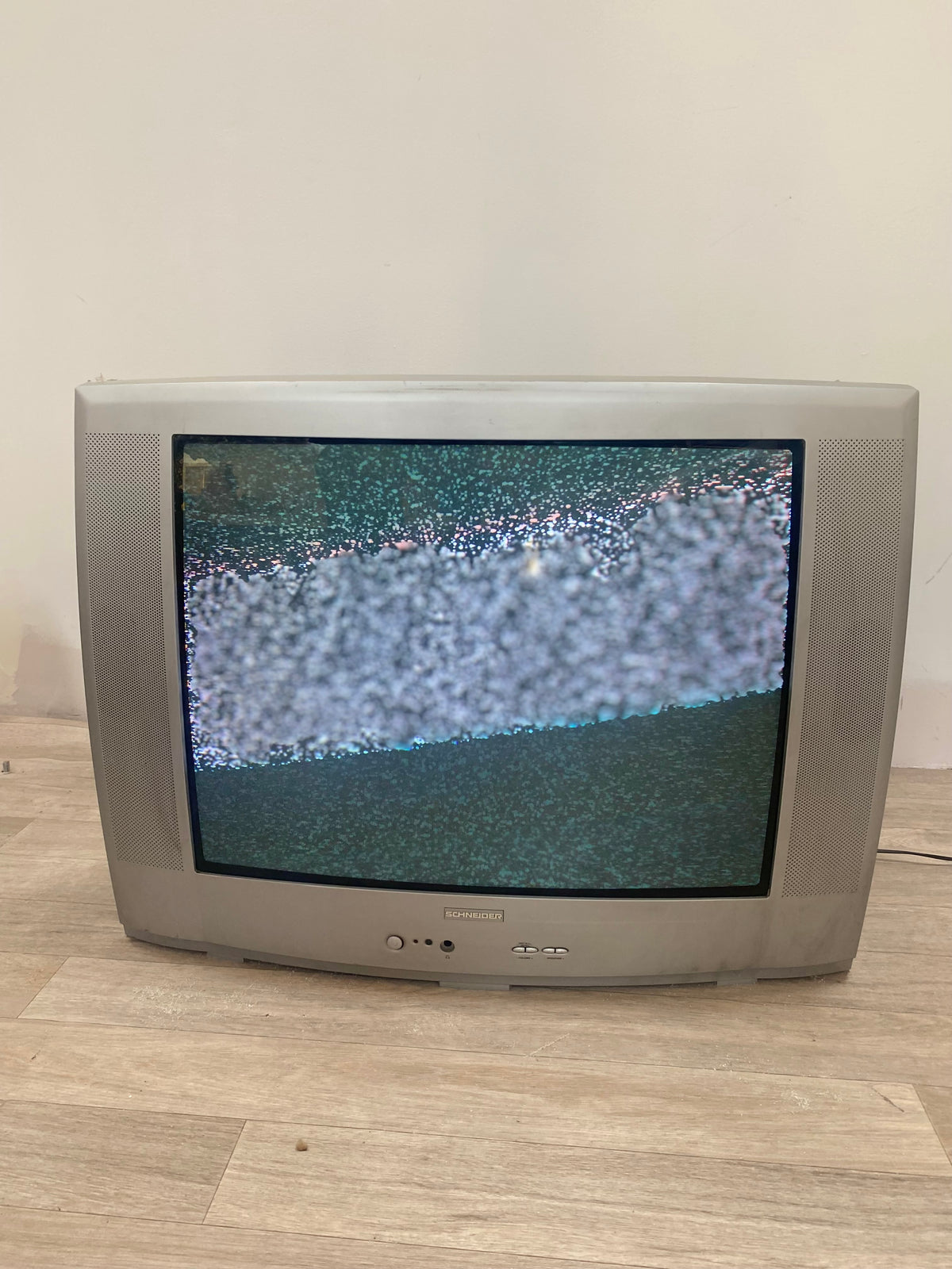 TV - catho - Gris - Schneider