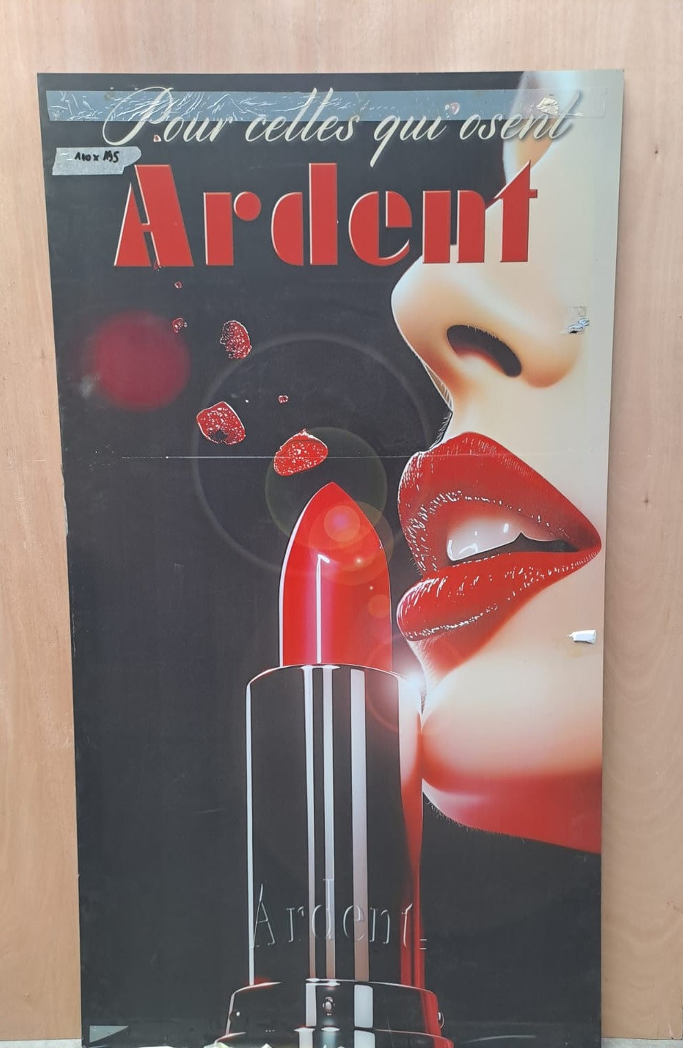 Panneau - rouge à lèvre