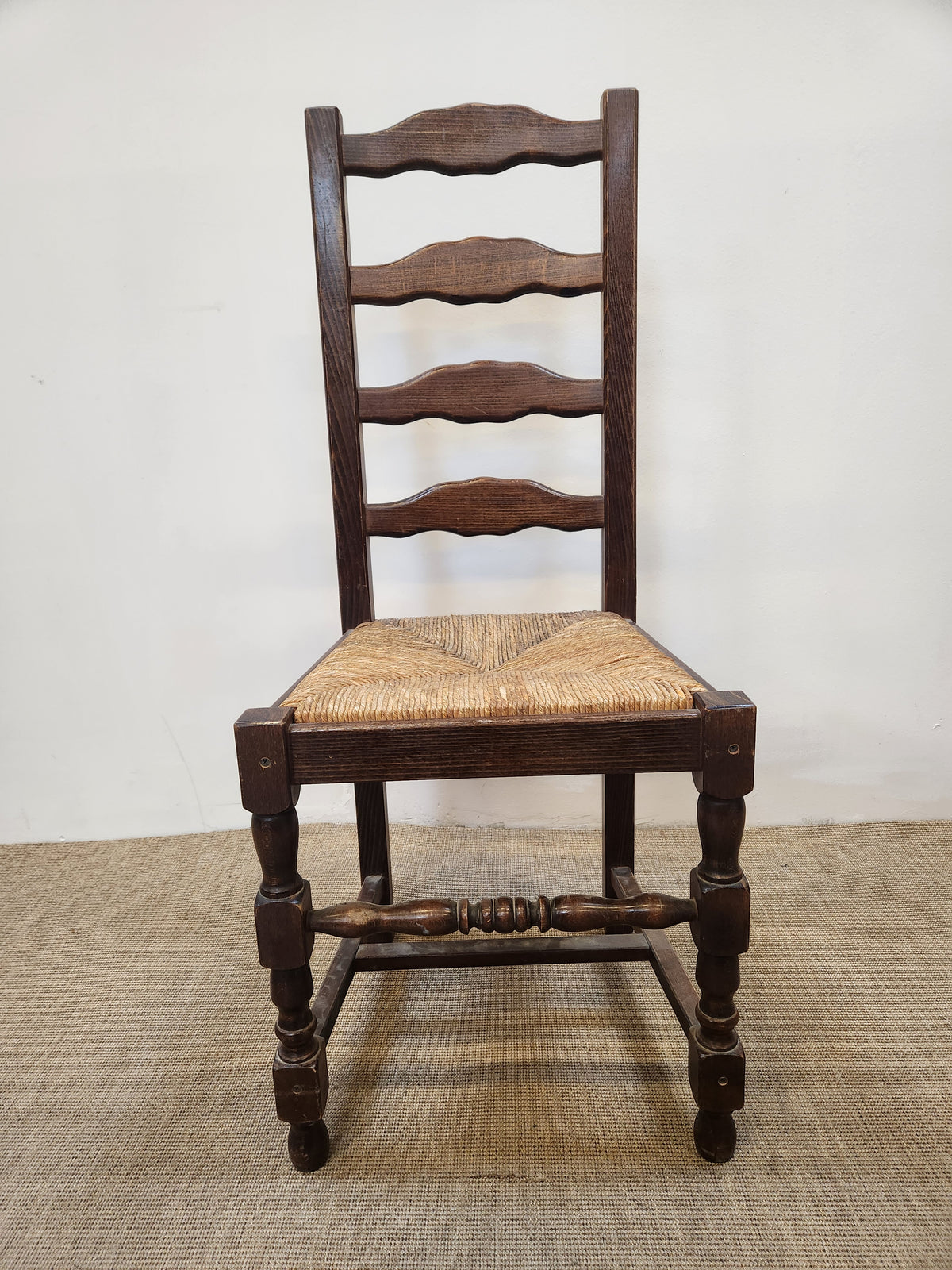 Chaise en bois