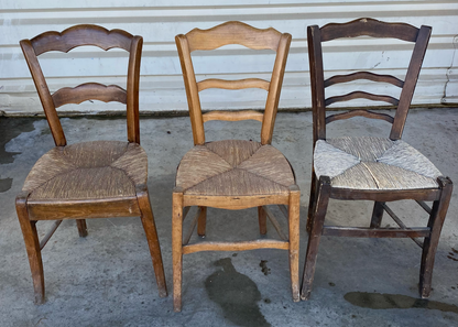 Lot de chaise en bois cuisine