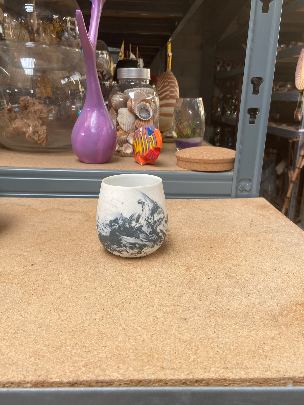 Vase - blanc marbré