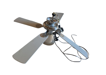 Ventilateur de plafond à pales claires avec éclairage