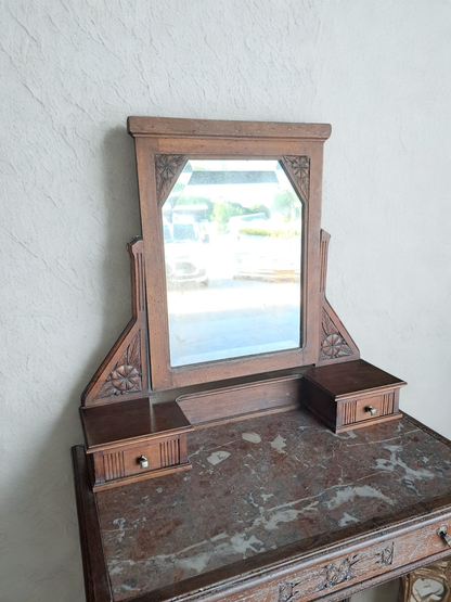 Coiffeuse en bois à dessus marbré et miroir (L 89 × P 52,5 × H 156 cm)