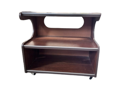 Meuble TV à roulettes en bois foncé