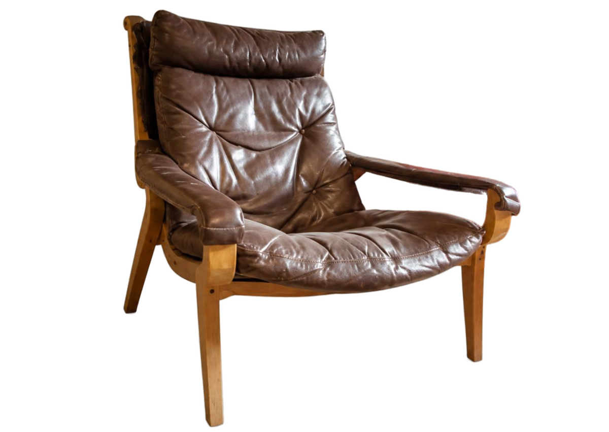Fauteuil scandinave en bois courbé et cuir marron