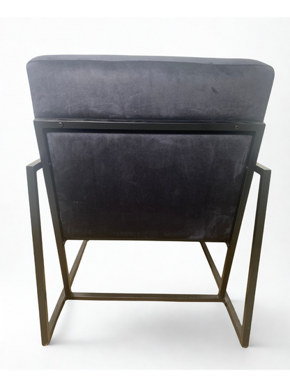 Fauteuil en tissu noir à structure en métal