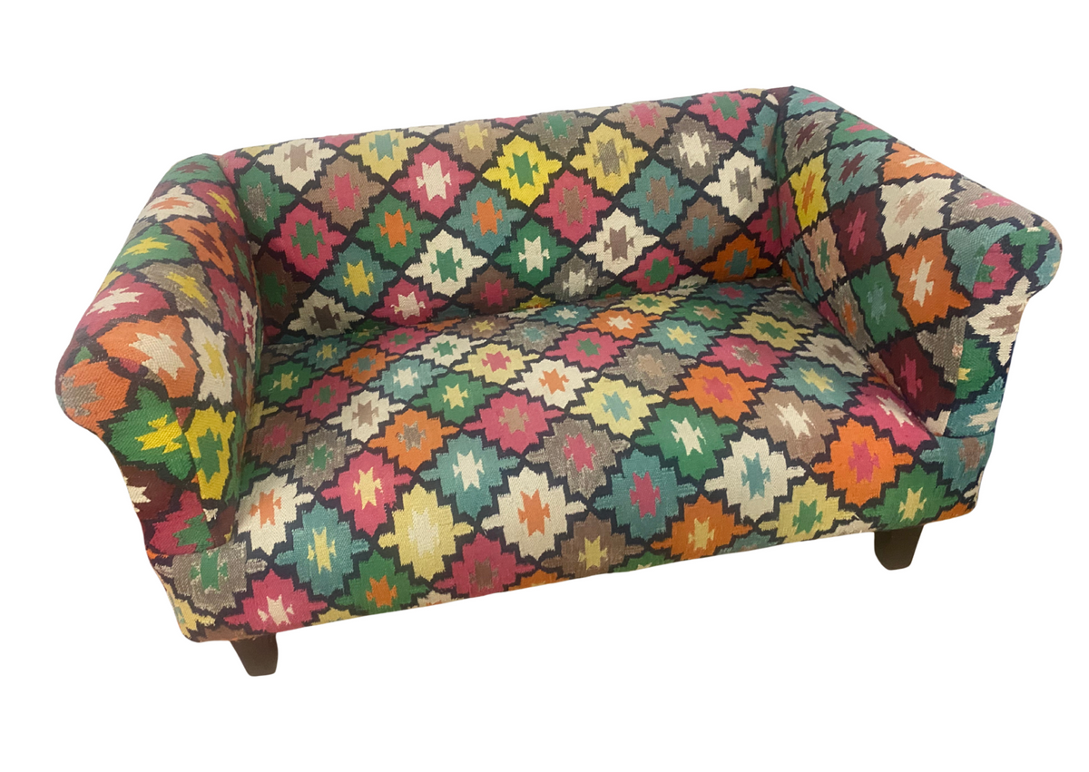 Canapé deux places en tissu à motifs multicolores