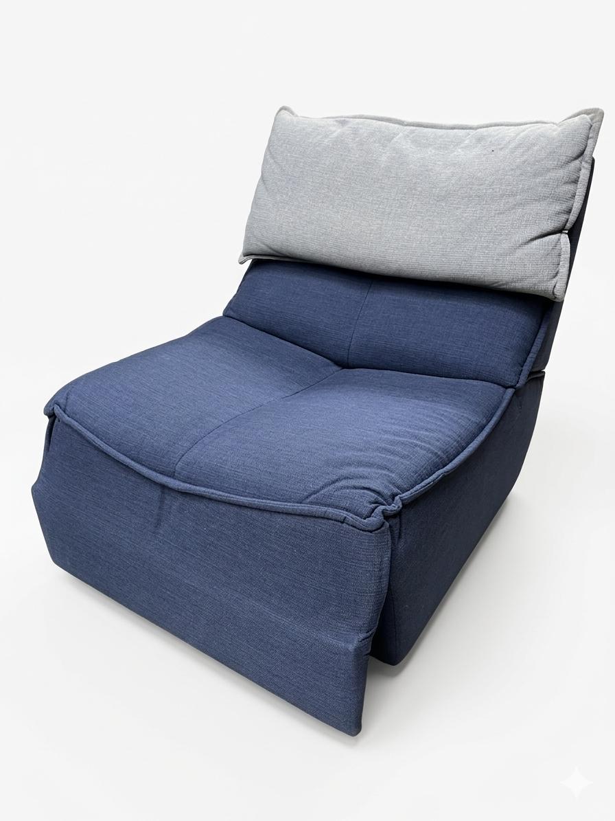 Chauffeuse en tissu bleu