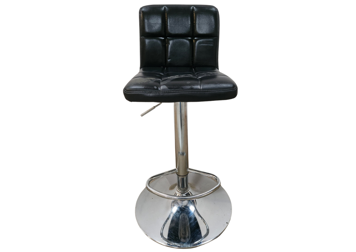Tabouret de bar en simili cuir noir matelassé
