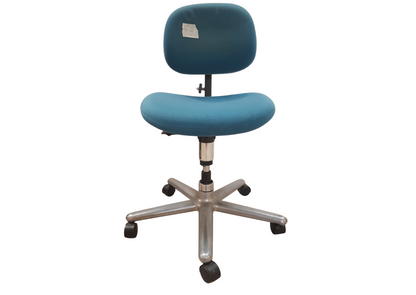 Chaise de bureau à roulettes en tissu bleu canard
