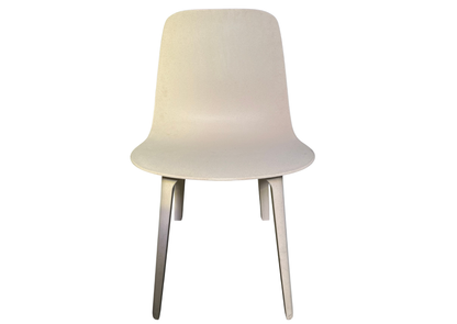 Chaise coque en plastique beige