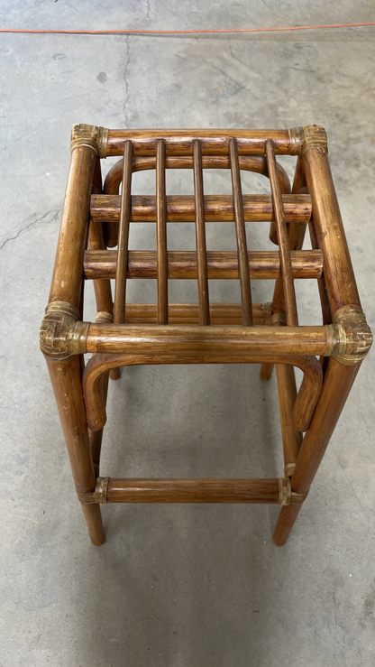 Tabouret de bar en rotin à assise tressée