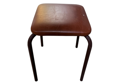 Tabouret à assise carrée marron sur pieds en métal