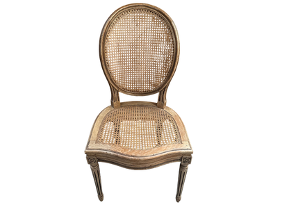 Chaise médaillon de style Louis XVI cannée