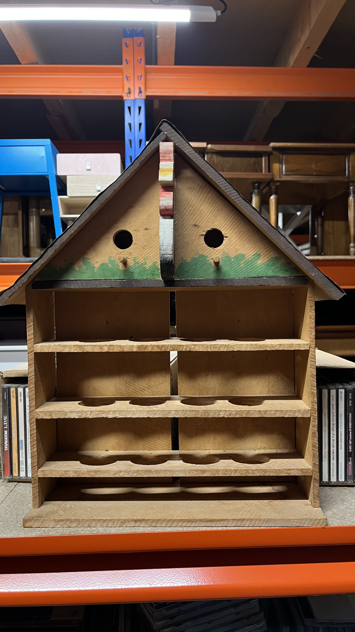 Présentoir à œufs en bois en forme de maison