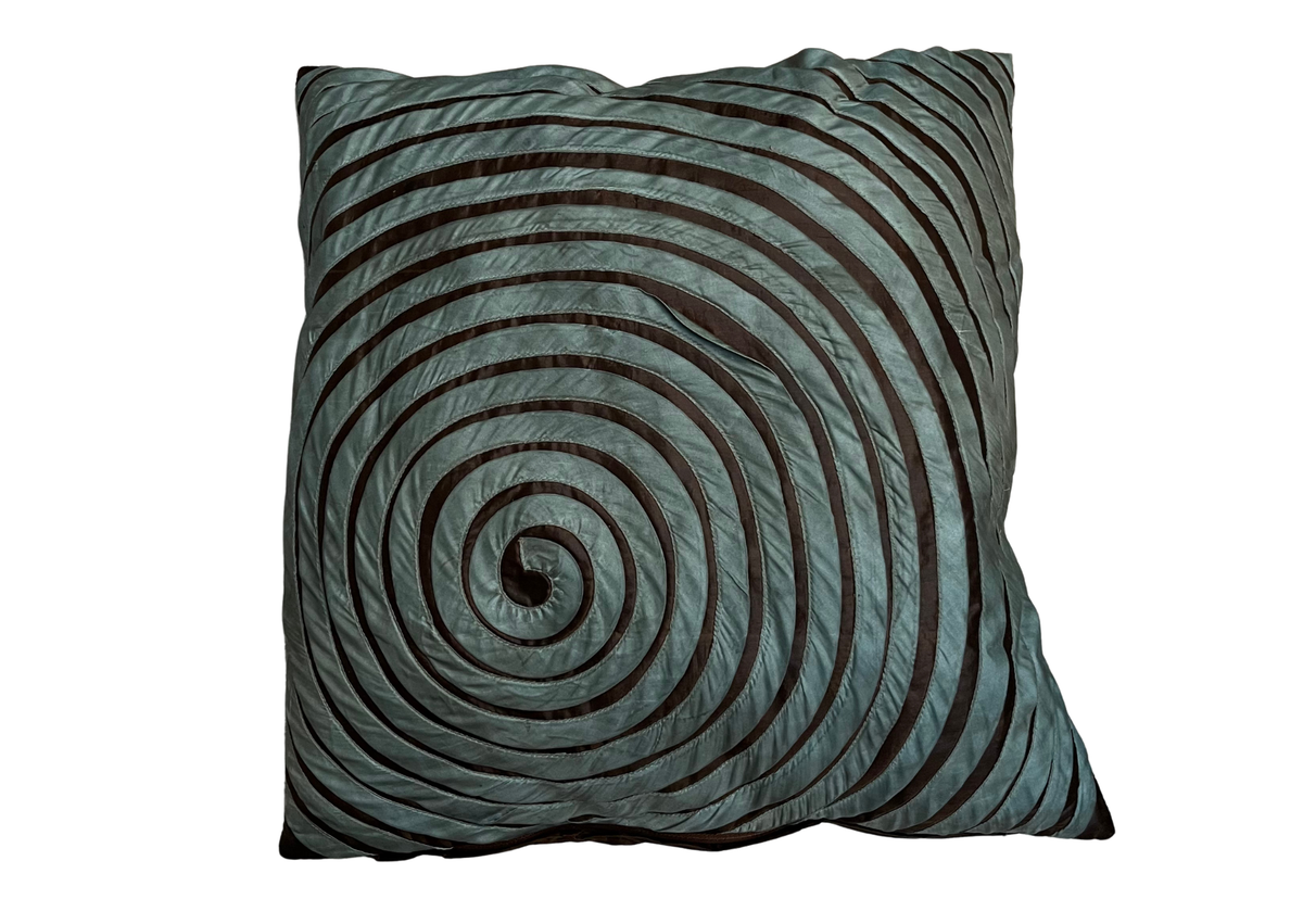 Coussin carré gris à motif spirale