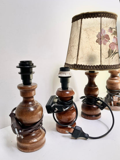 Pied de lampe en bois