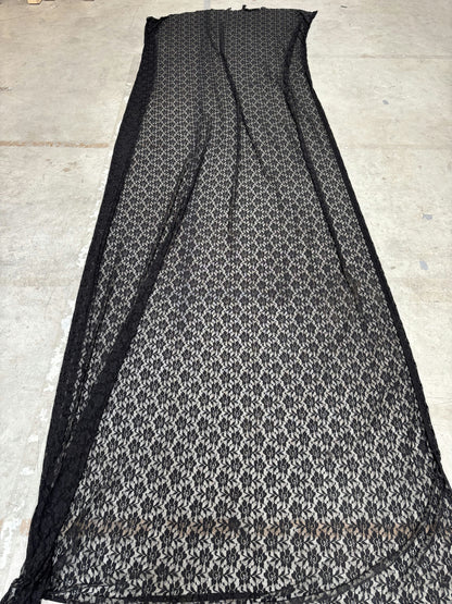 Tissu noir dentelle noire