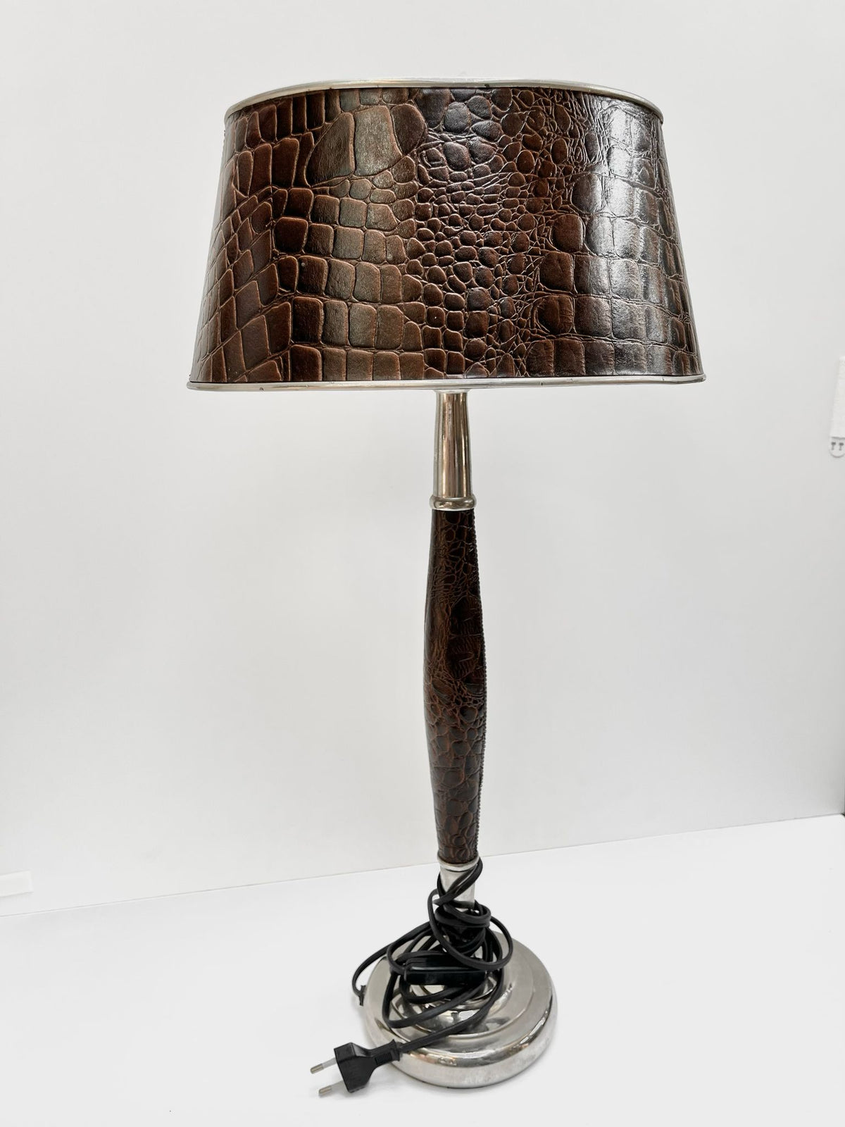 Lampe cuir marron crocodile