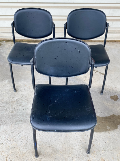 Chaises cuir noir