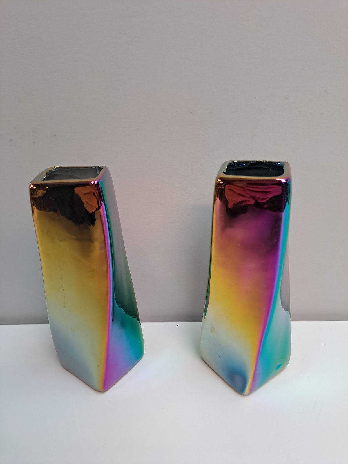 Vase en céramique chromé